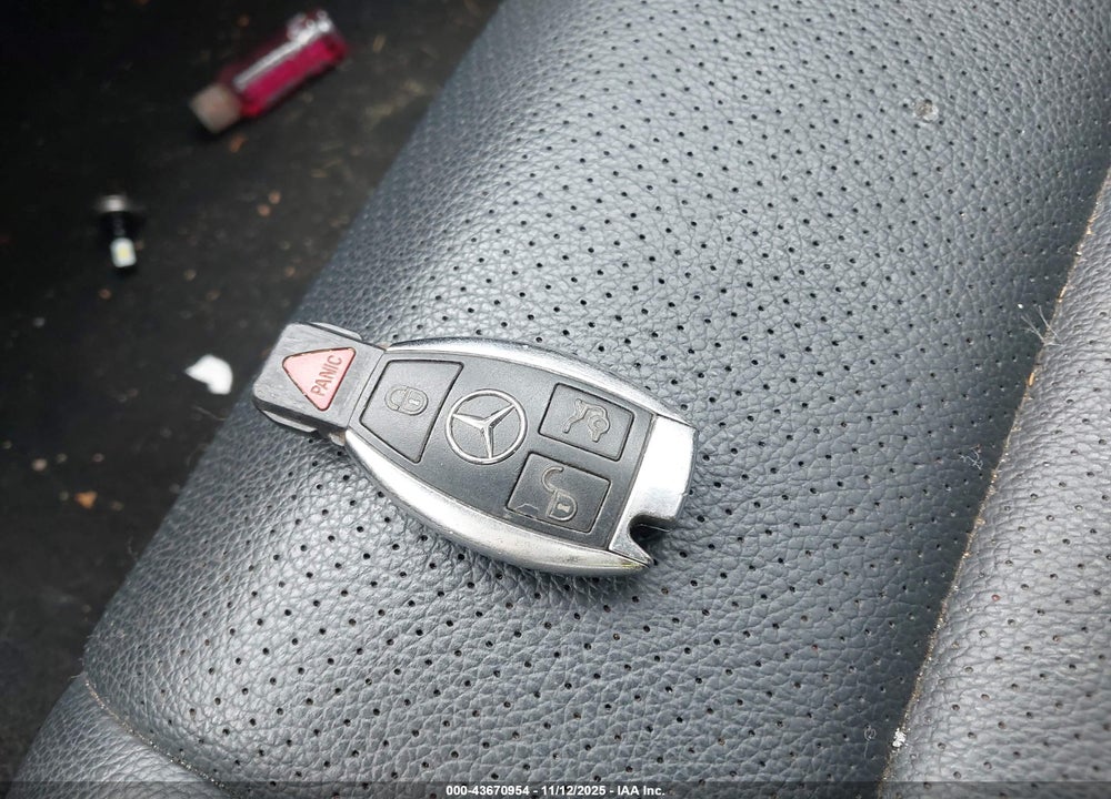 2009 MERCEDES-BENZ C CLASS VIN: WDDGF81X59F226686