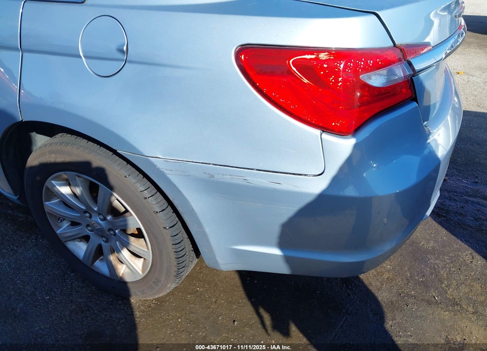 2012 CHRYSLER 200 TOURING VIN: 1C3CCBBB6CN174200