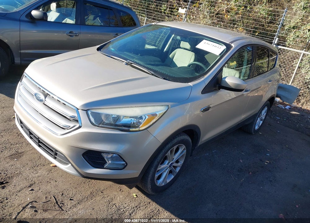 2017 FORD ESCAPE VIN: 1FMCU0GD9HUB35424