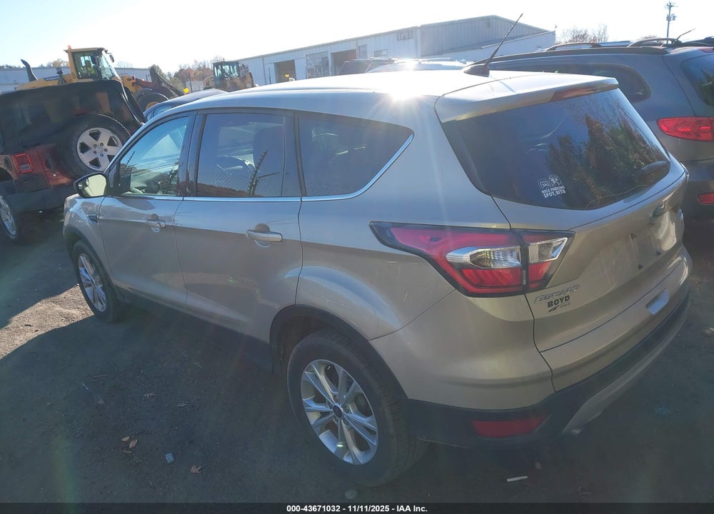 2017 FORD ESCAPE VIN: 1FMCU0GD9HUB35424