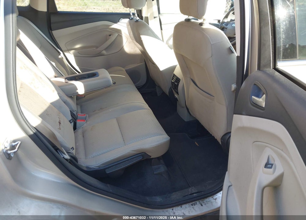 2017 FORD ESCAPE VIN: 1FMCU0GD9HUB35424