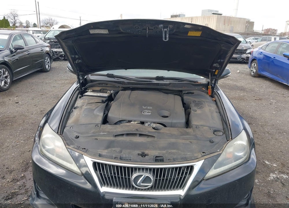 2013 LEXUS IS 250 VIN: JTHCF5C27D5062119