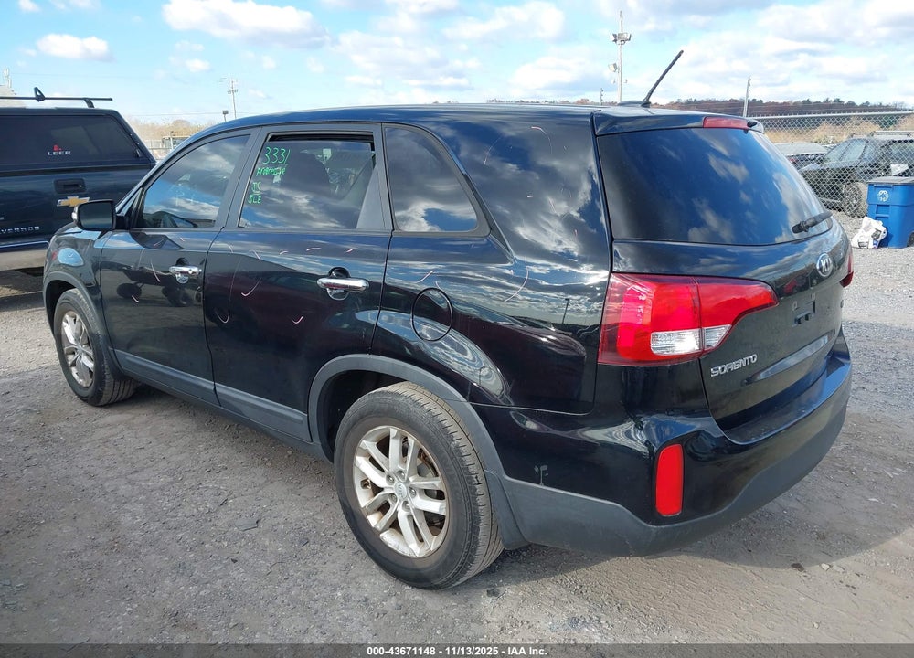 2014 KIA SORENTO VIN: 5XYKT3A61EG539622