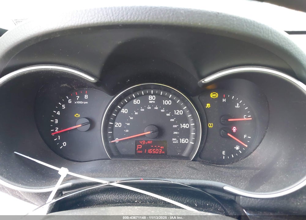 2014 KIA SORENTO VIN: 5XYKT3A61EG539622
