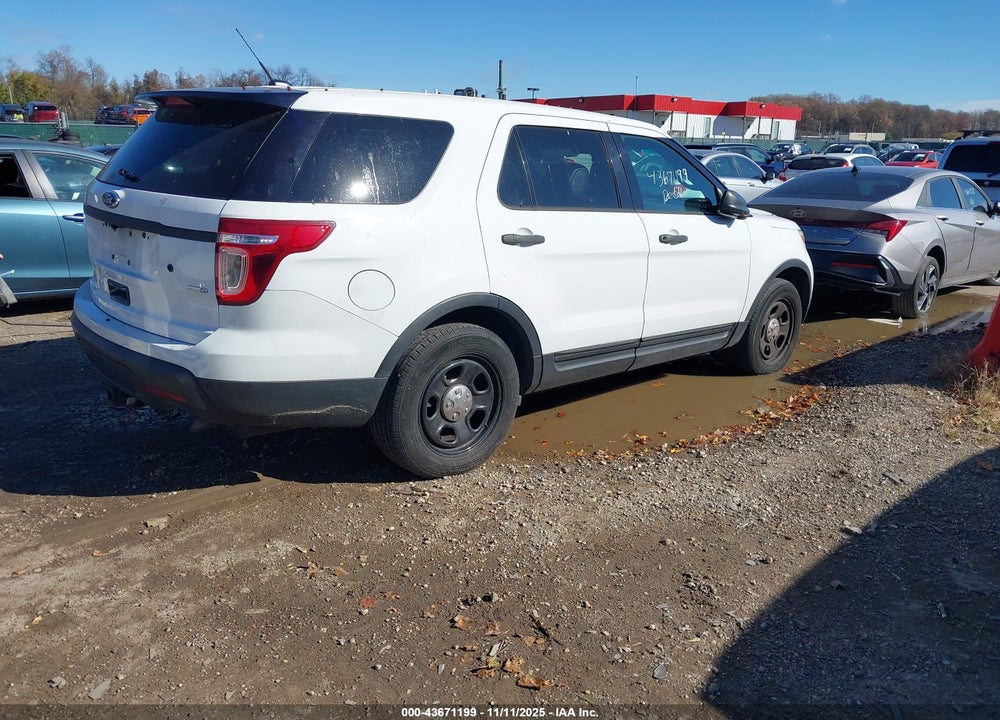 2014 FORD POLICE INTERCEPTOR UTILITY VIN: 1FM5K8AR6EGA18881