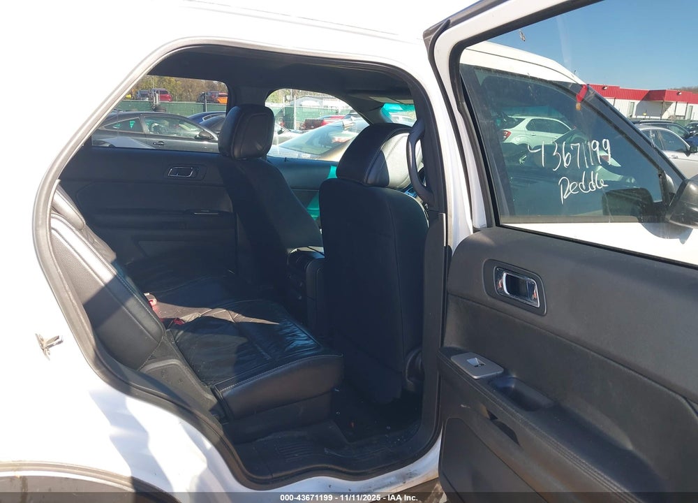 2014 FORD POLICE INTERCEPTOR UTILITY VIN: 1FM5K8AR6EGA18881