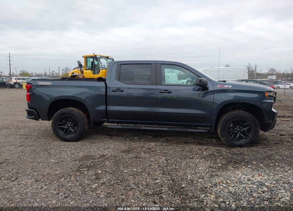 2021 CHEVROLET SILVERADO 1500 4WD SHORT BED LT TRAIL BOSS VIN: 1GCPYFEL1MZ153369