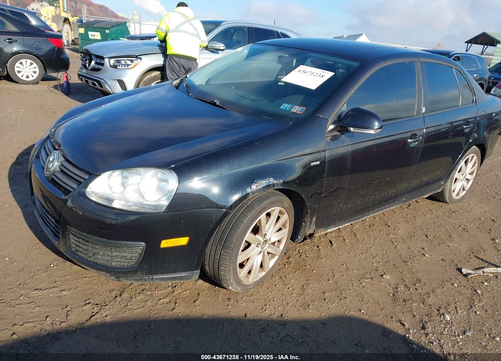 2010 VOLKSWAGEN JETTA VIN: 3VWRA7AJ4AM054403
