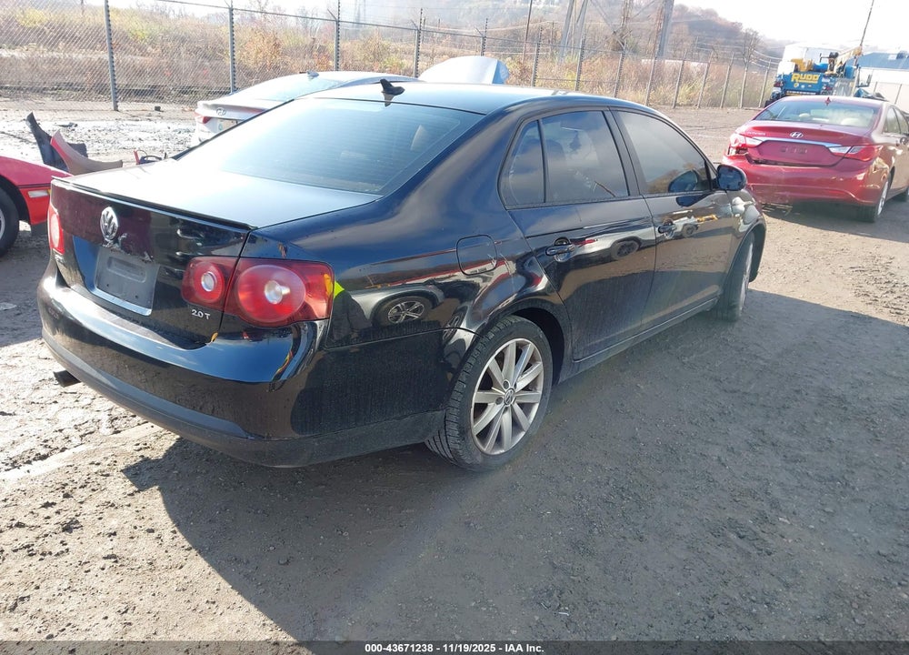 2010 VOLKSWAGEN JETTA VIN: 3VWRA7AJ4AM054403