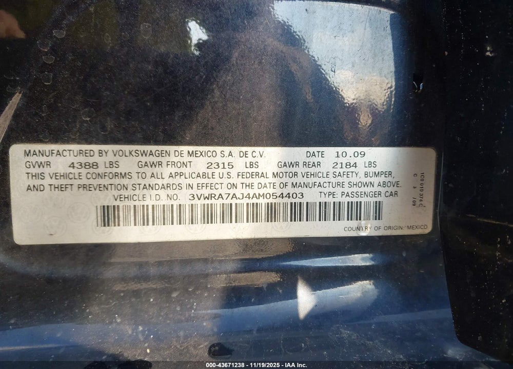 2010 VOLKSWAGEN JETTA VIN: 3VWRA7AJ4AM054403