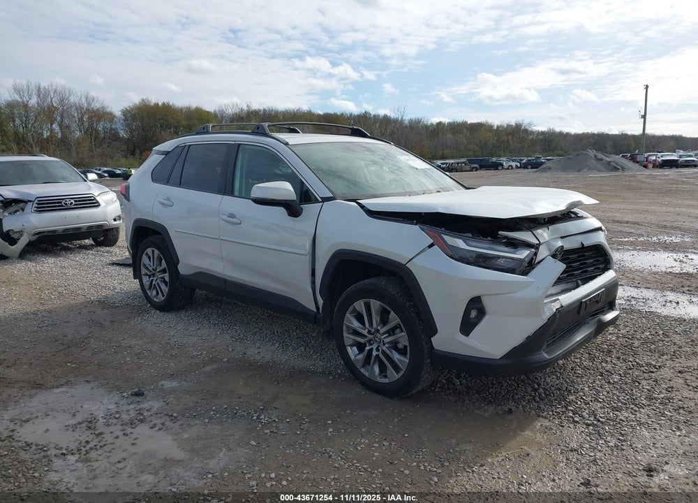 2024 TOYOTA RAV4 XLE PREMIUM VIN: 2T3A1RFV8RW467667