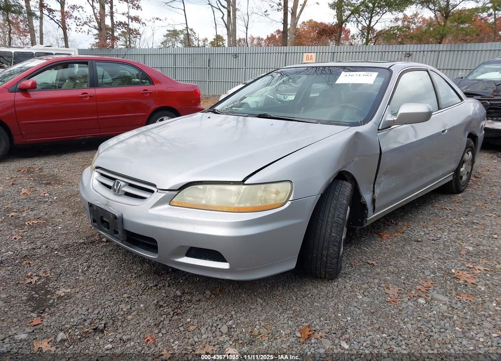 2001 HONDA ACCORD 2.3 EX VIN: 1HGCG32751A031648