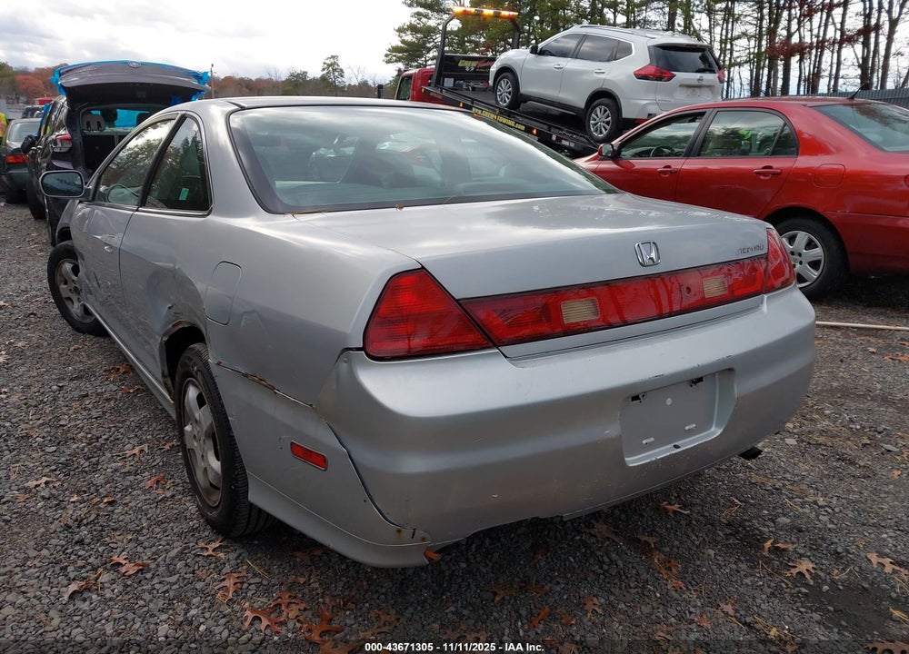 2001 HONDA ACCORD 2.3 EX VIN: 1HGCG32751A031648