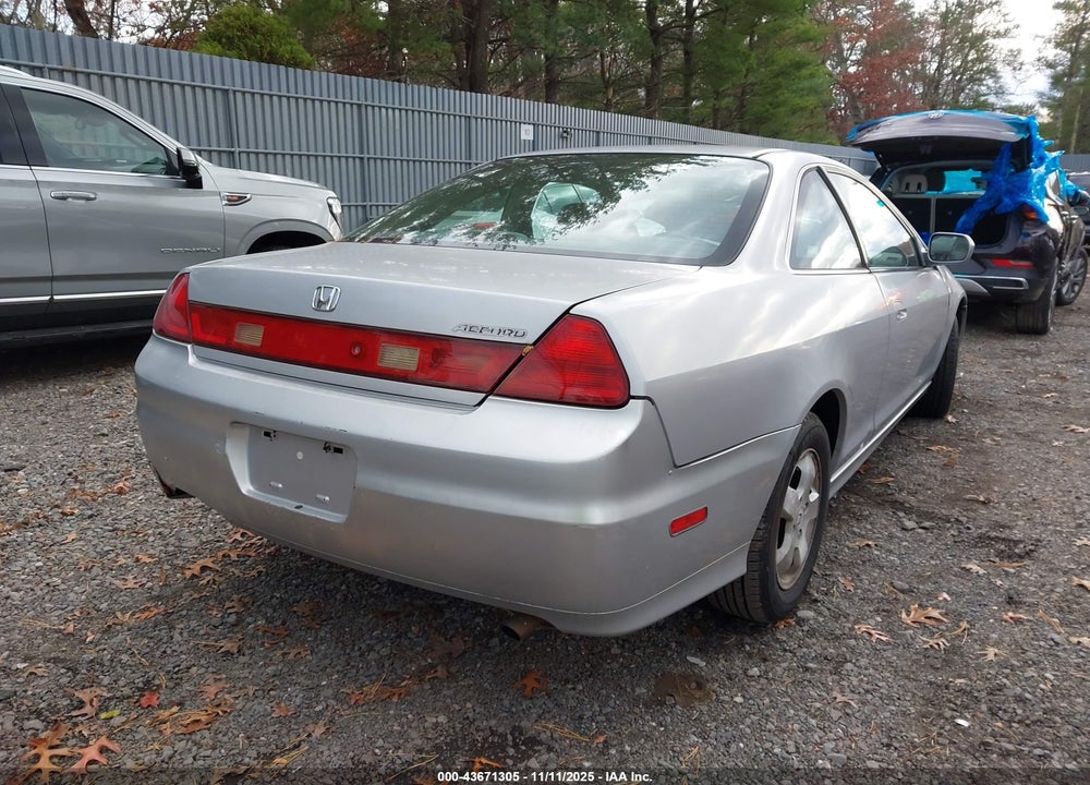 2001 HONDA ACCORD 2.3 EX VIN: 1HGCG32751A031648
