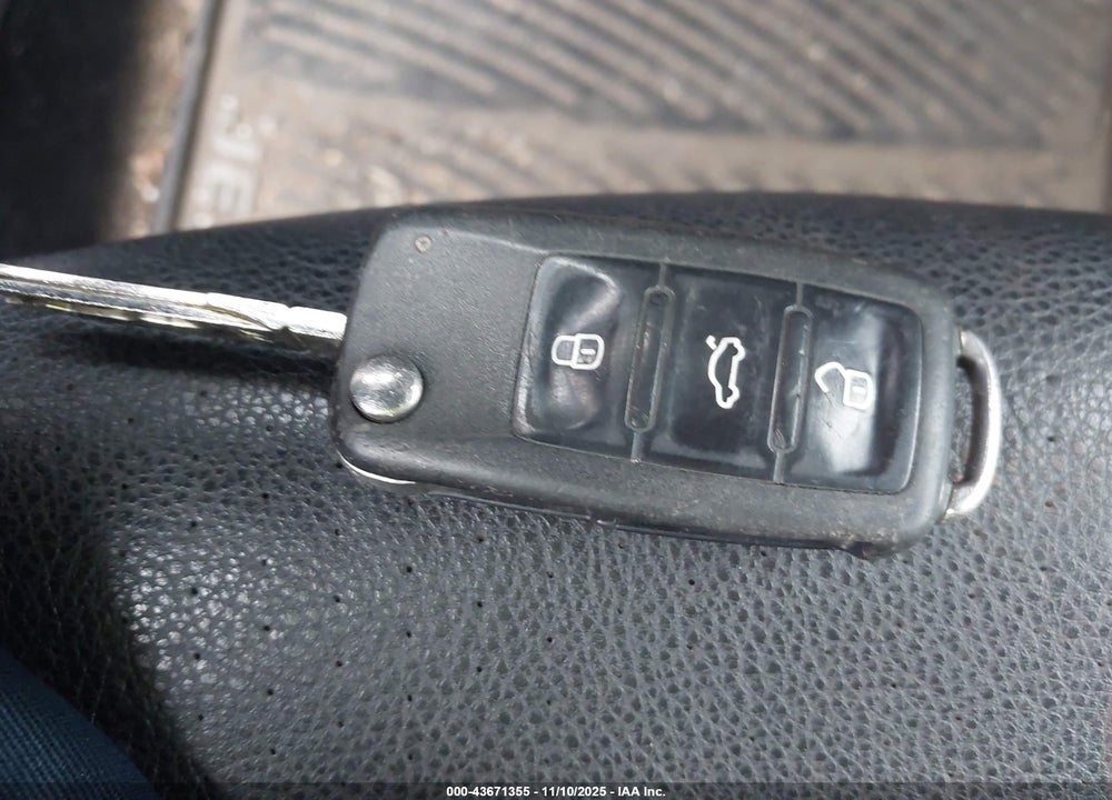 2011 VOLKSWAGEN JETTA 2.5L SE VIN: 3VWDZ7AJ9BM387491