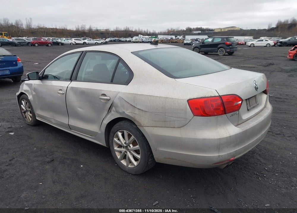 2011 VOLKSWAGEN JETTA 2.5L SE VIN: 3VWDZ7AJ9BM387491
