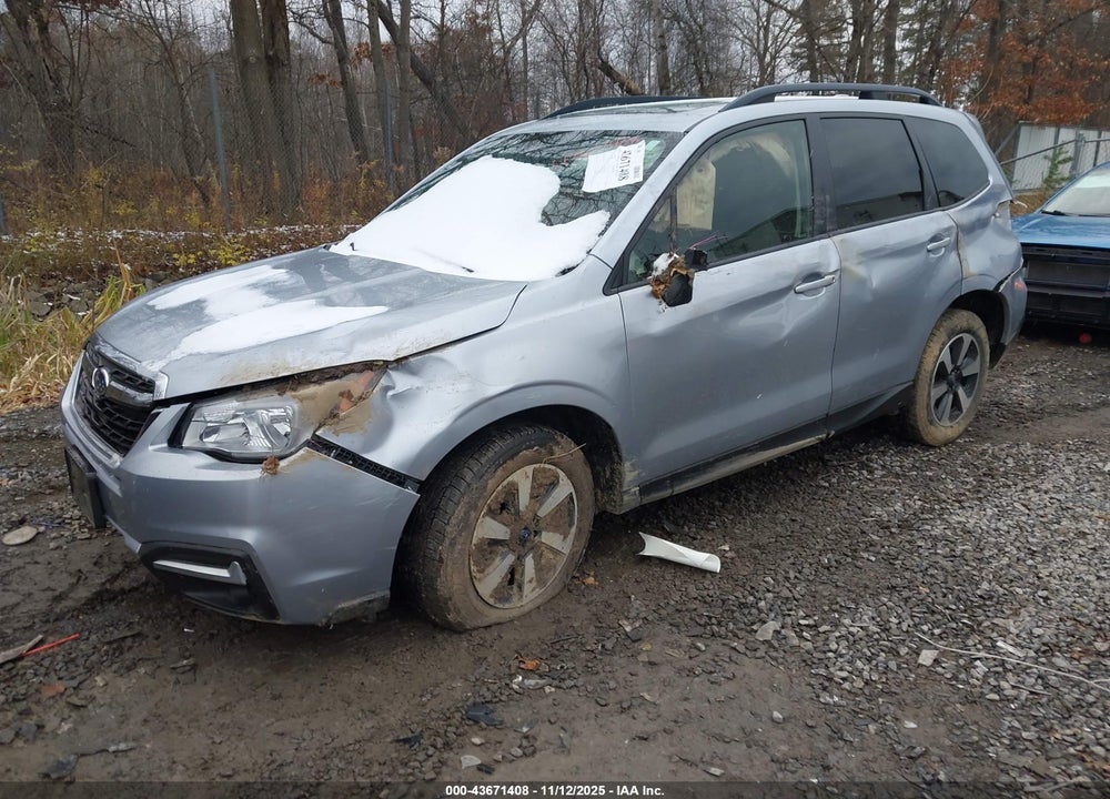 2017 SUBARU FORESTER VIN: JF2SJADC4HH588029