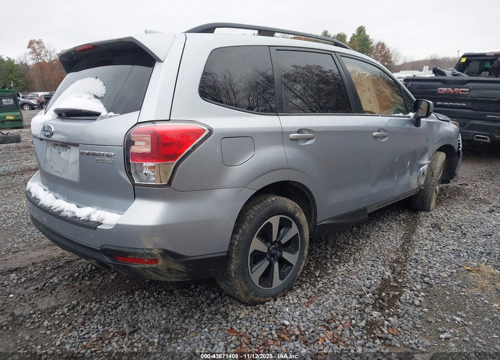 2017 SUBARU FORESTER VIN: JF2SJADC4HH588029
