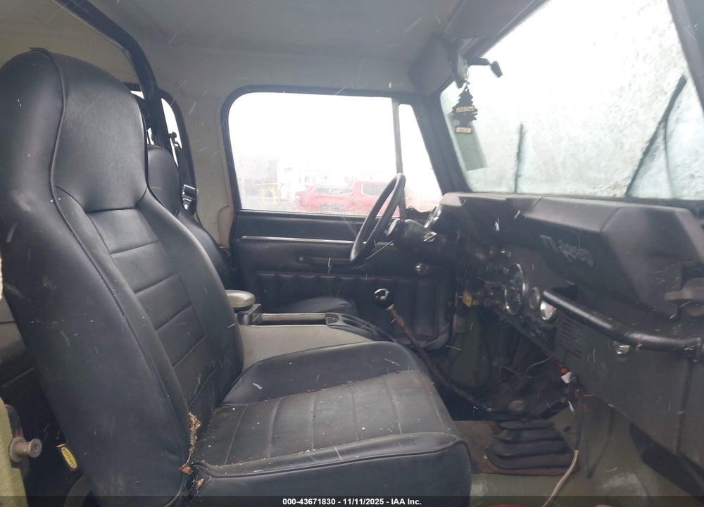 1984 JEEP CJ7 VIN: 1JCUM87E8ET062255