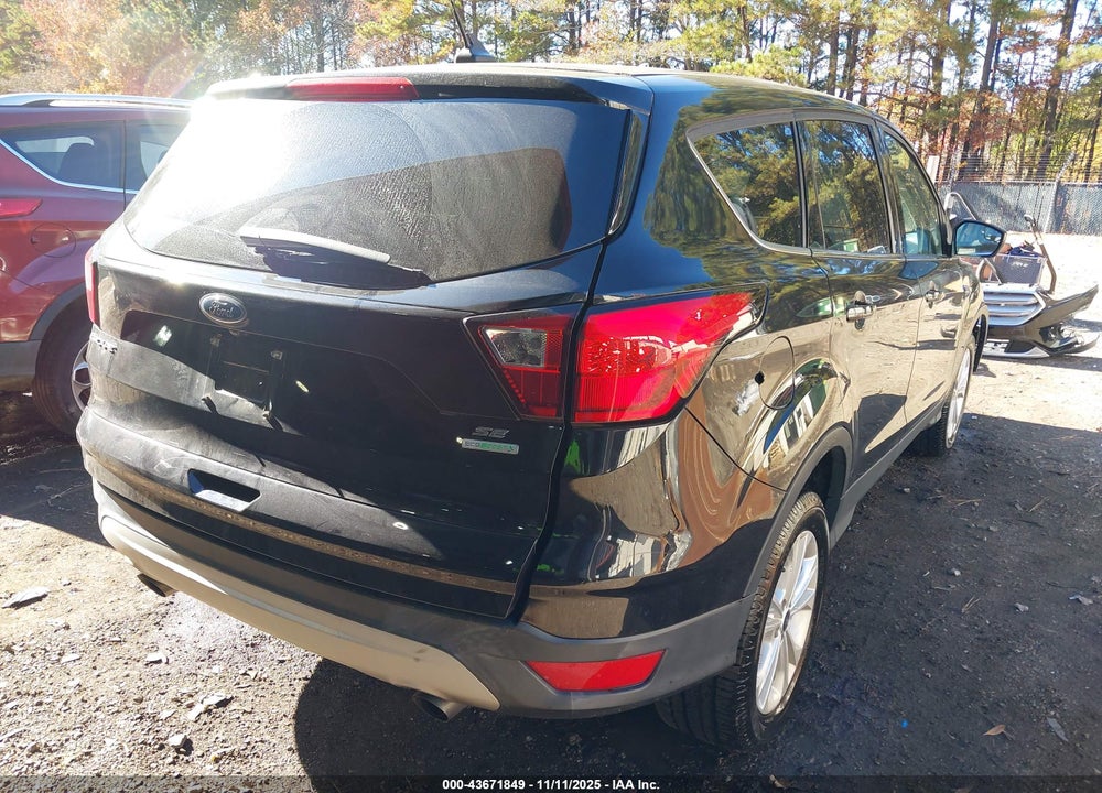 2019 FORD ESCAPE SE VIN: 1FMCU0GD0KUC20790