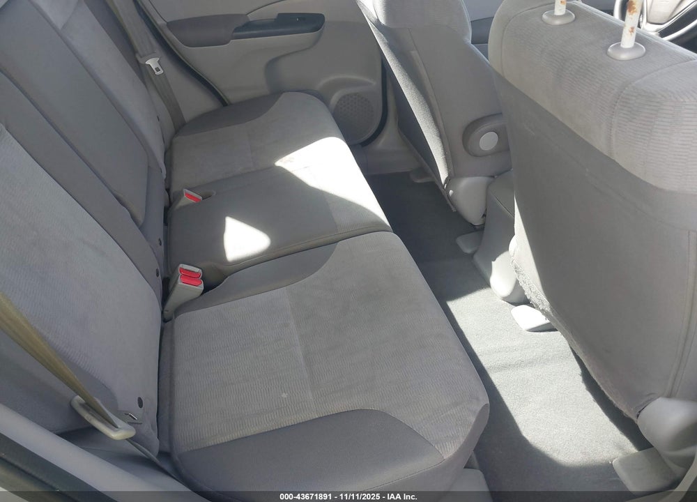 2013 HONDA CR-V LX VIN: 3CZRM3H38DG702980