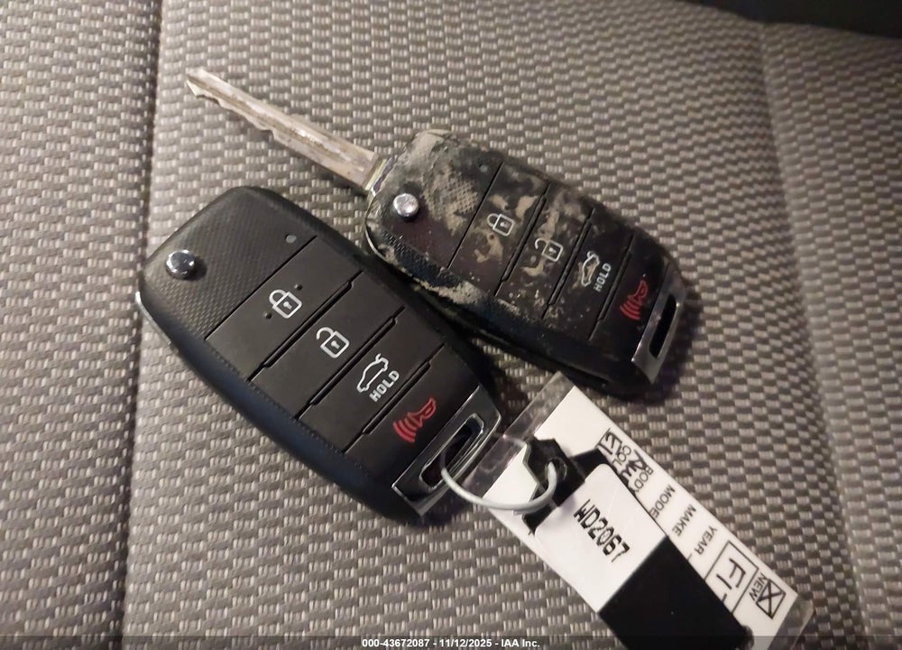 2017 KIA FORTE LX VIN: 3KPFK4A72HE123759