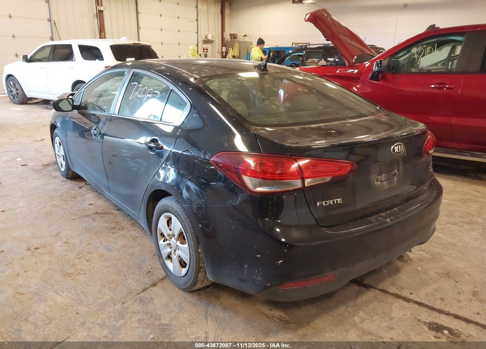 2017 KIA FORTE LX VIN: 3KPFK4A72HE123759