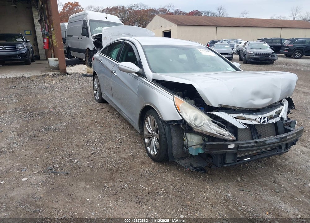 2011 HYUNDAI SONATA SE VIN: 5NPEC4AC8BH227875