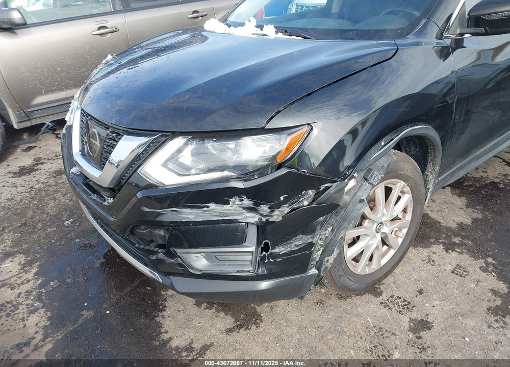 2017 NISSAN ROGUE SV VIN: JN8AT2MV6HW280789