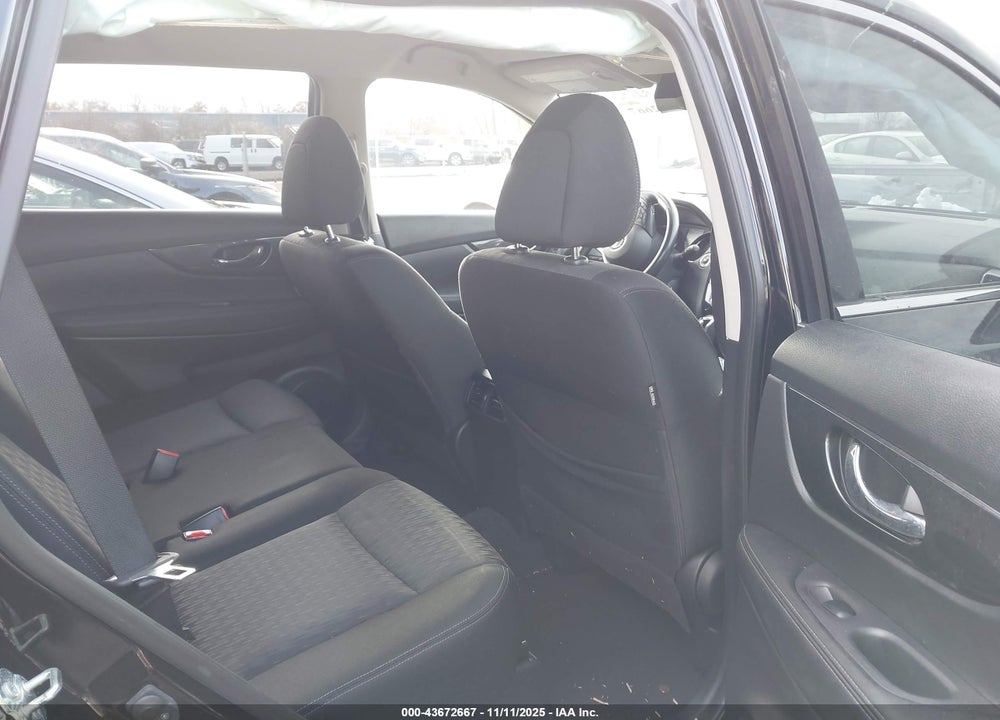 2017 NISSAN ROGUE SV VIN: JN8AT2MV6HW280789