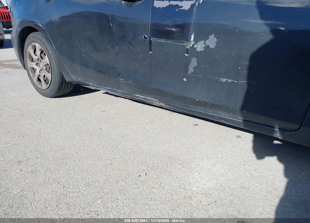 2012 MAZDA 3 I SPORT VIN: JM1BL1UF3C1558301