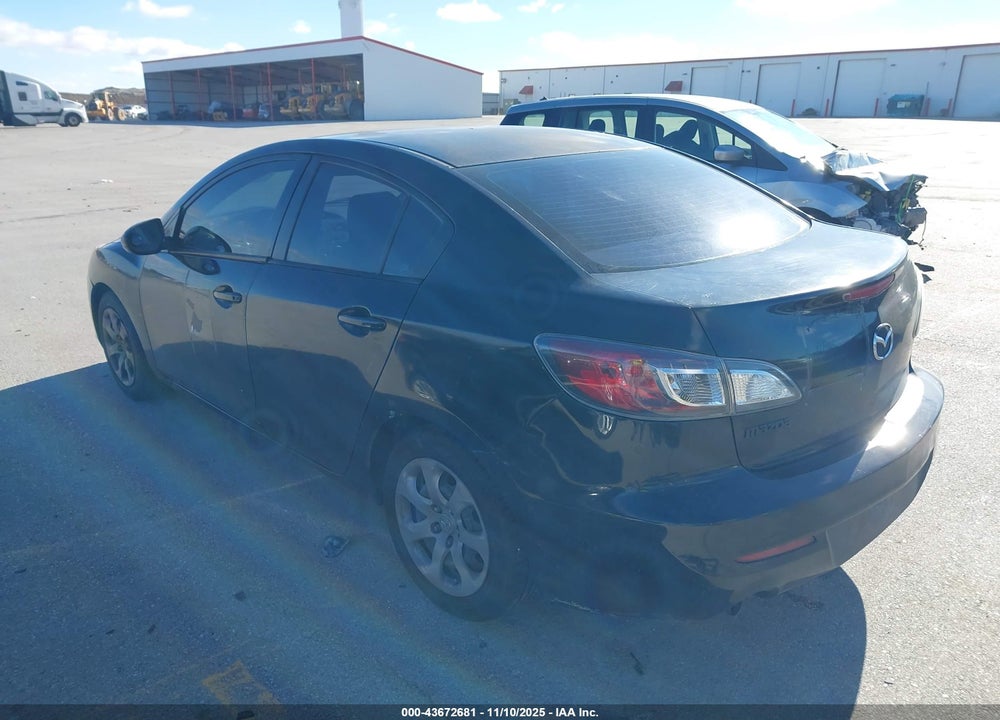 2012 MAZDA 3 I SPORT VIN: JM1BL1UF3C1558301