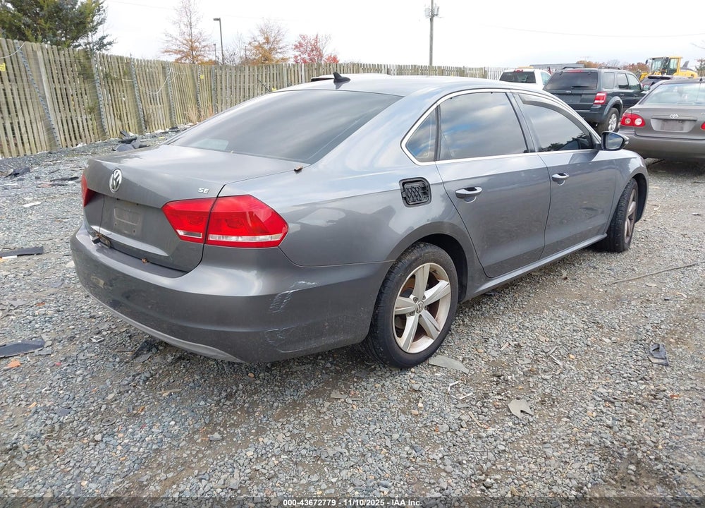 2012 VOLKSWAGEN PASSAT 2.5L SE VIN: 1VWBP7A35CC011985