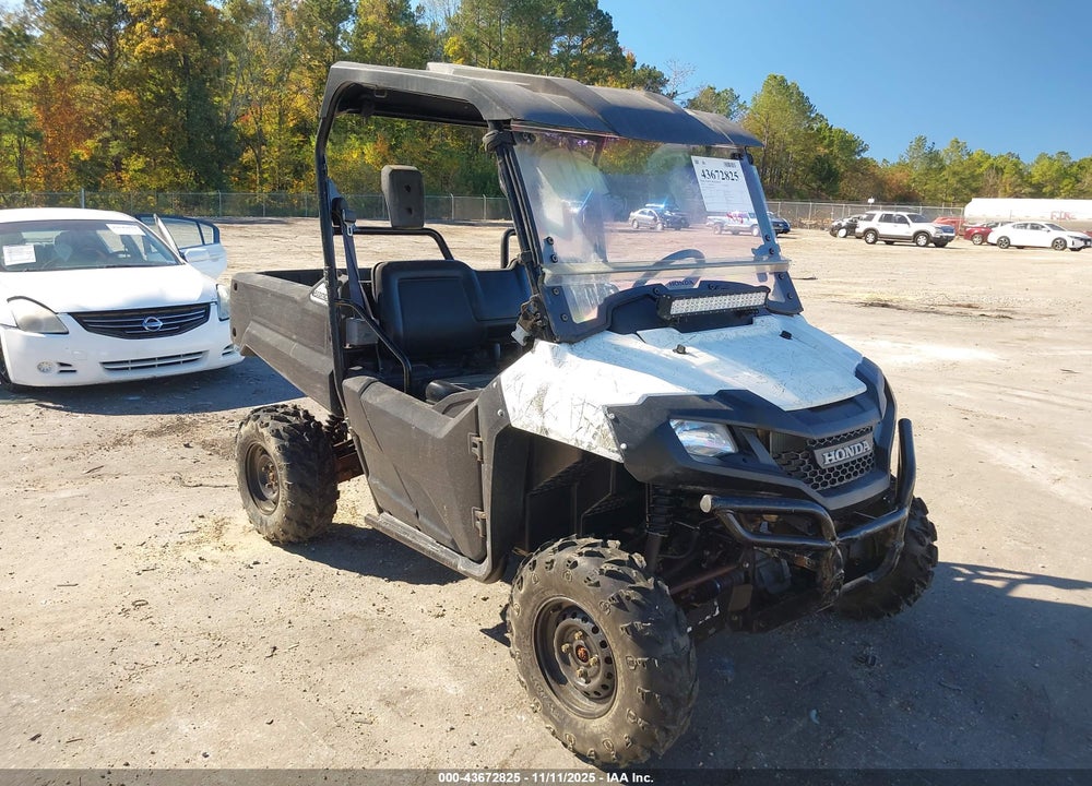 2014 HONDA SXS700 VIN: 1HFVE028XE4001074