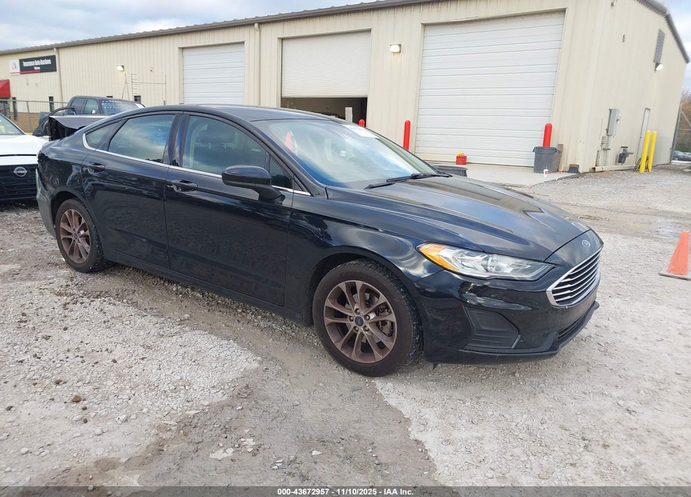 2019 FORD FUSION SE VIN: 3FA6P0HD7KR193804