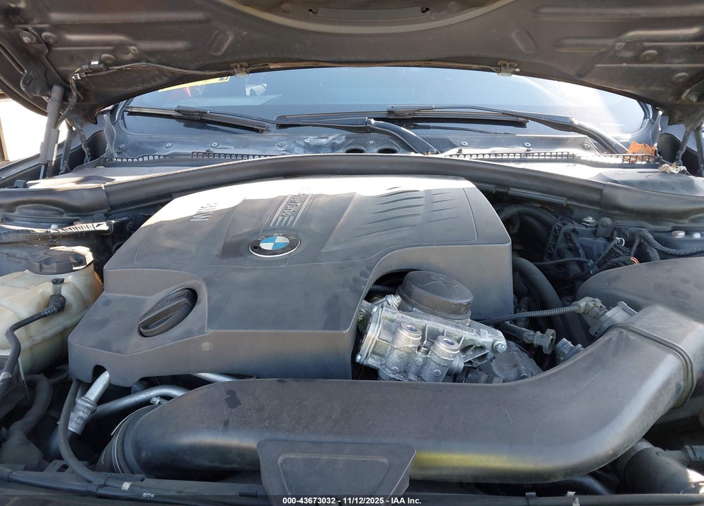 2013 BMW 3 SERIES VIN: WBA3A9C54DF475589