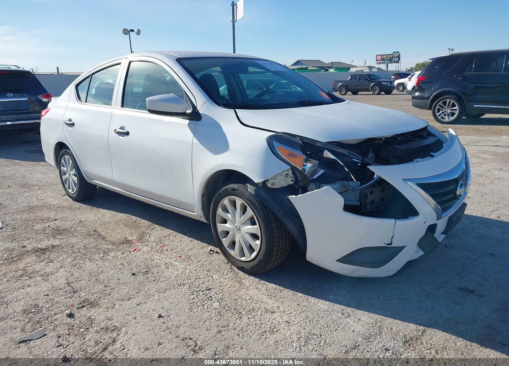 2018 NISSAN VERSA 1.6 S+ VIN: 3N1CN7AP2JL852750
