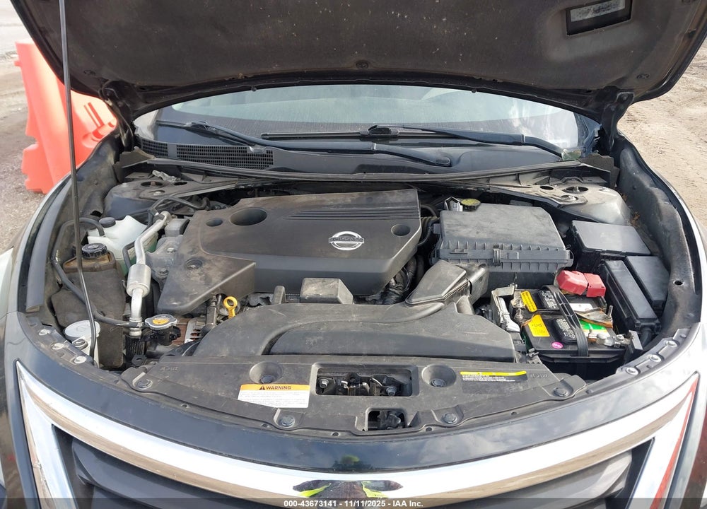 2015 NISSAN ALTIMA VIN: 1N4AL3AP5FN349052