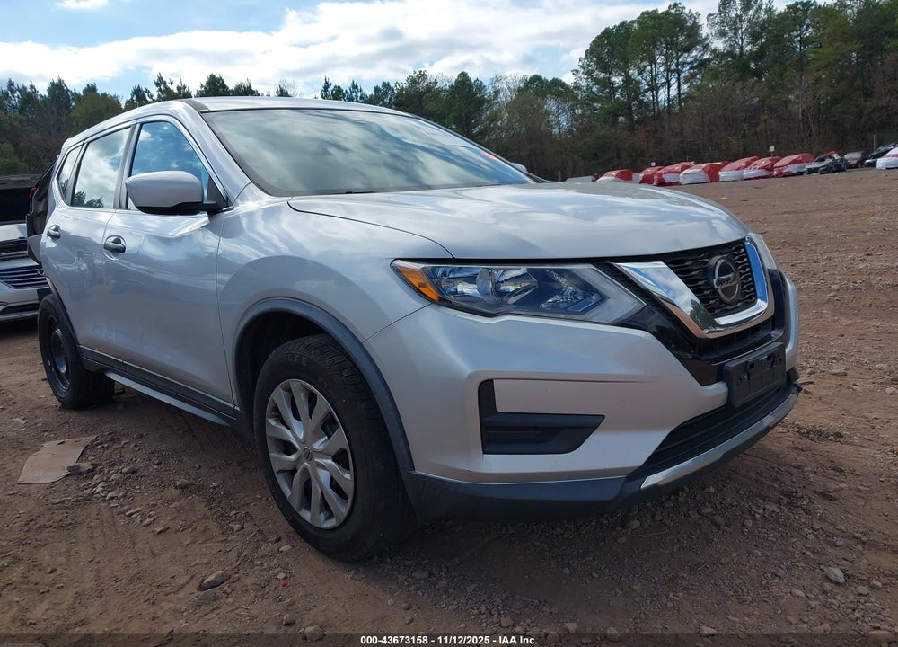2018 NISSAN ROGUE S VIN: KNMAT2MV1JP538146