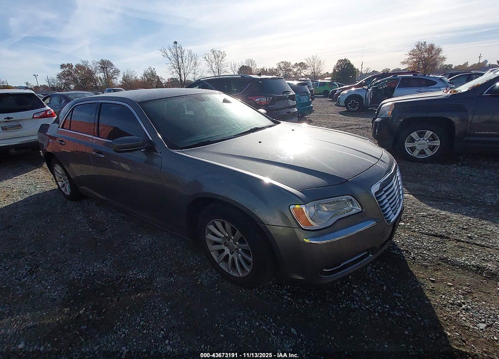 2012 CHRYSLER 300 VIN: 2C3CCAAG4CH261528
