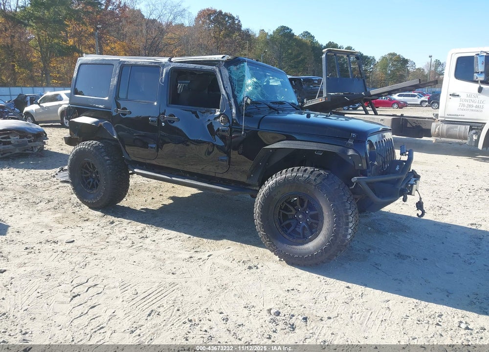 2015 JEEP WRANGLER UNLIMITED SPORT VIN: 1C4BJWDG8FL692645