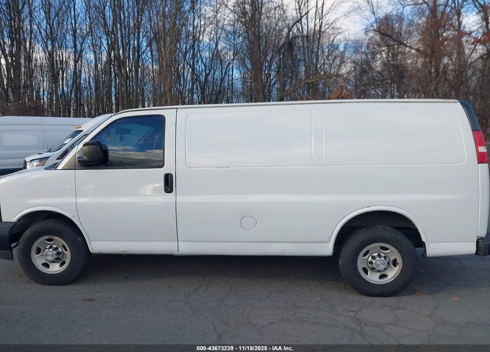 2017 CHEVROLET EXPRESS 2500 WORK VAN VIN: 1GCWGAFF6H1116784
