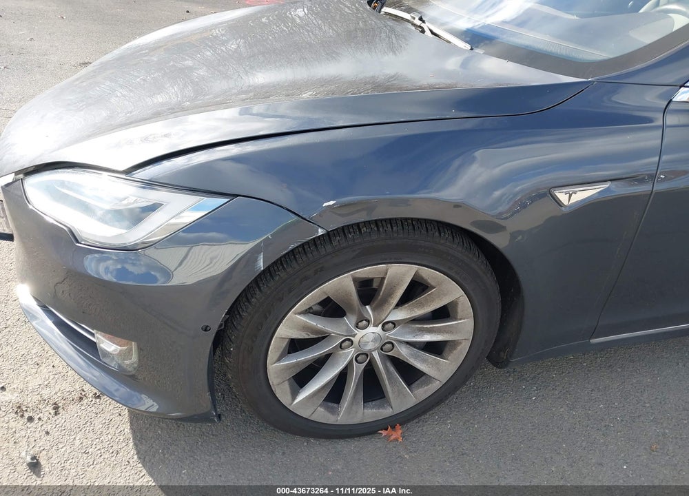 2016 TESLA MODEL S 60D/70D/75D/85D/90D VIN: 5YJSA1E23GF154185