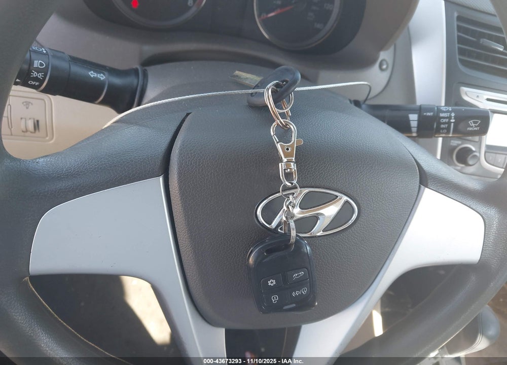 2013 HYUNDAI ACCENT GLS VIN: KMHCT4AE9DU480880