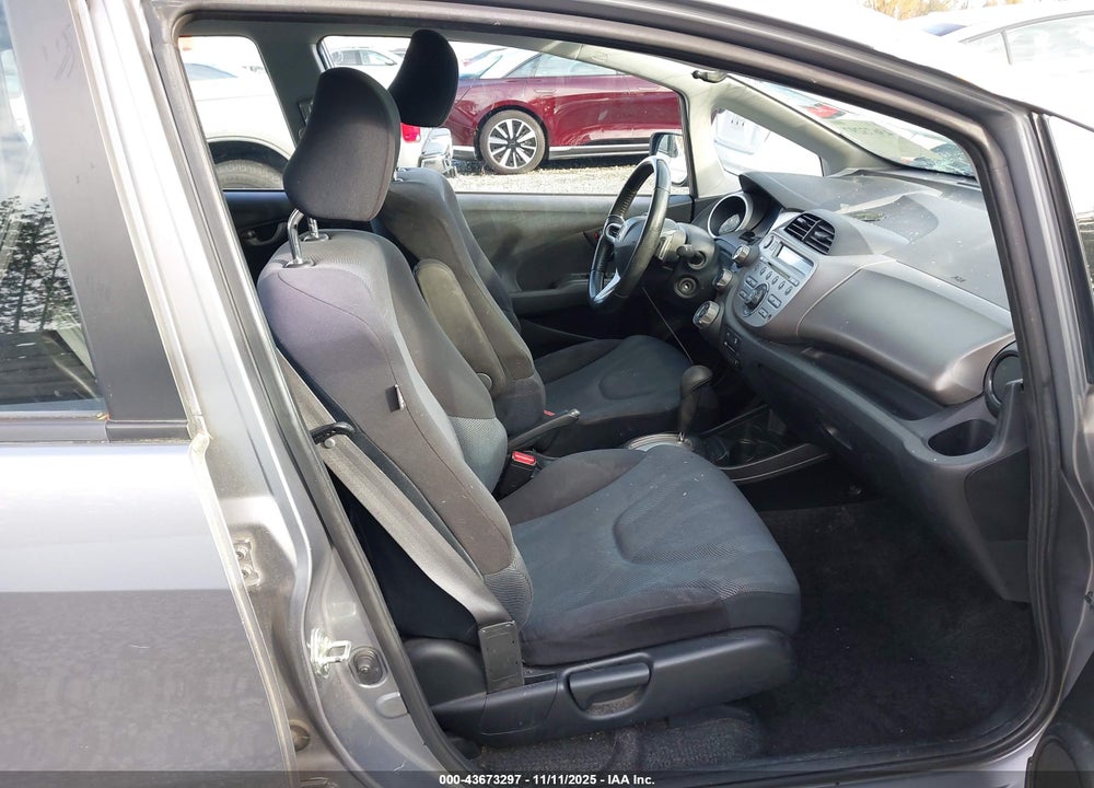 2009 HONDA FIT SPORT VIN: JHMGE884X9S001646
