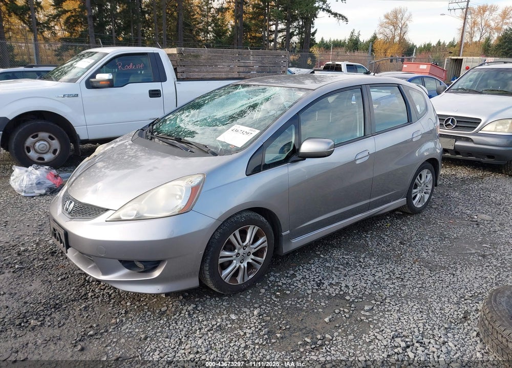 2009 HONDA FIT SPORT VIN: JHMGE884X9S001646