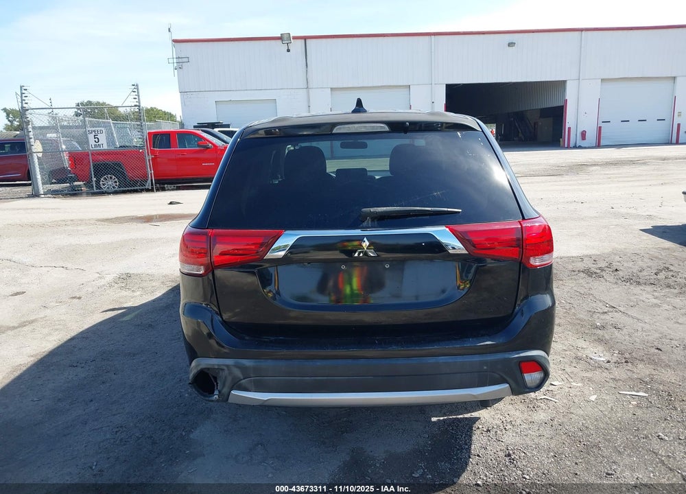 2017 MITSUBISHI OUTLANDER ES VIN: JA4AD2A34HZ014739