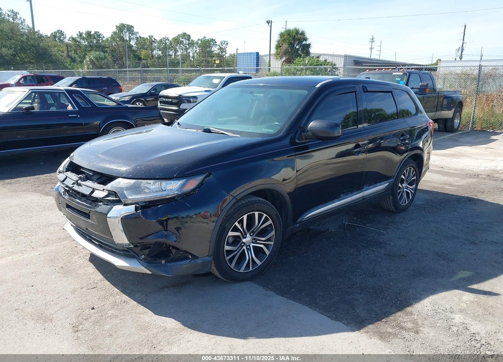 2017 MITSUBISHI OUTLANDER ES VIN: JA4AD2A34HZ014739