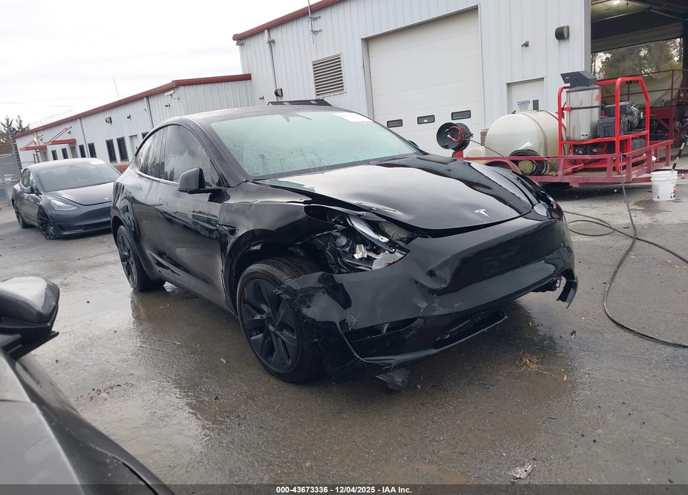 2025 TESLA MODEL Y VIN: 7SAYGDEE9SA355439