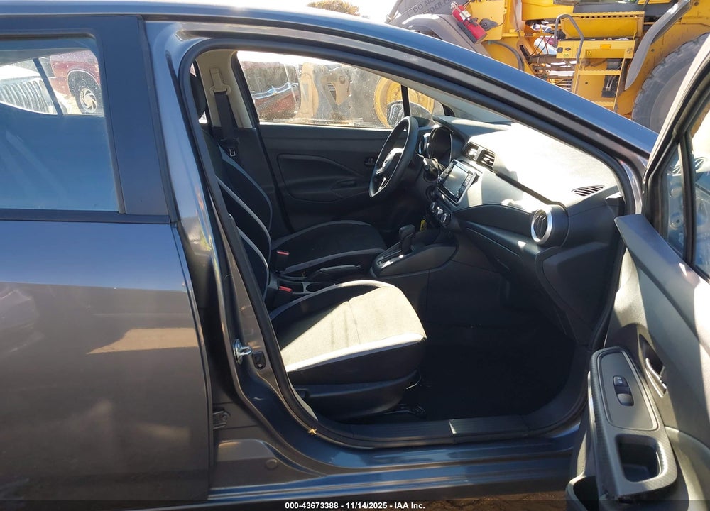 2025 NISSAN VERSA 1.6 S VIN: 3N1CN8DV7SL850302